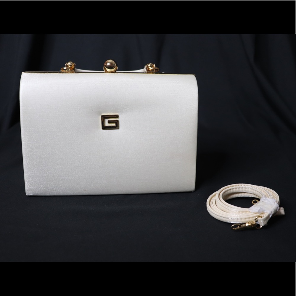 Formal evening clutch